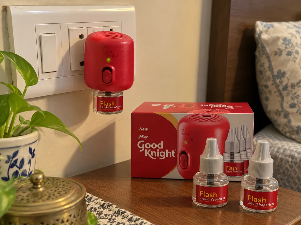 Good Knight Flash Liquid Vaporiser (machine + 3 refills) Good Knight Flash liquid vaporiser machine with three refills